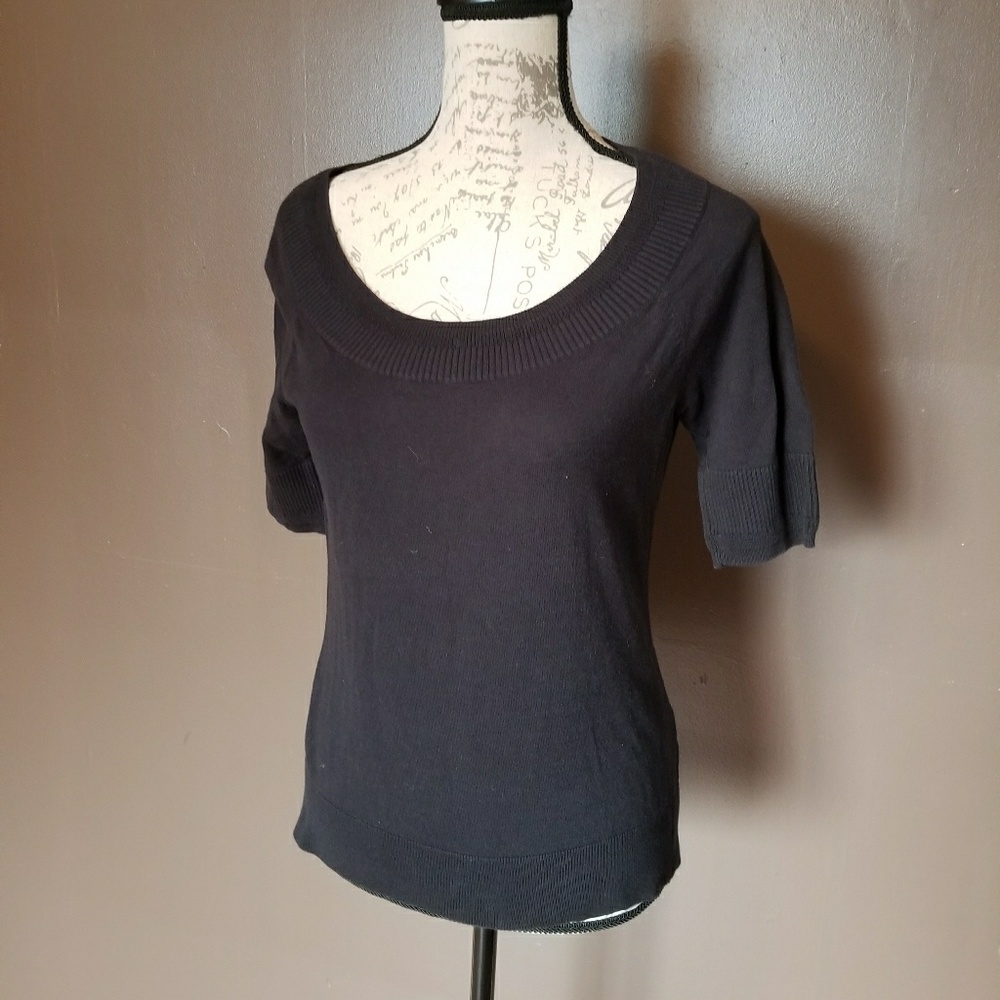Banana Republic 1/2 sleeve sweater tee. Med